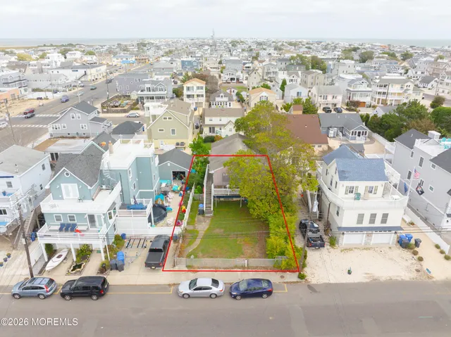 $1,749,000 | 221 11th Street, Beach Haven, NJ 08008