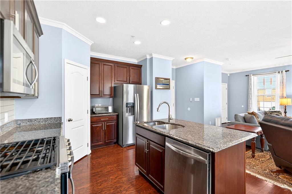 2 Roosevelt Drive McKees Rocks, PA 15136 - Photo 11 of 43