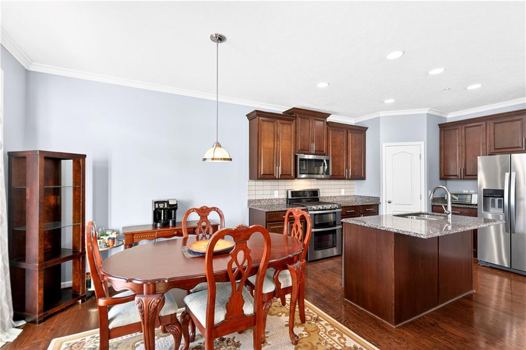 2 Roosevelt Drive McKees Rocks, PA 15136 - Photo 14 of 43