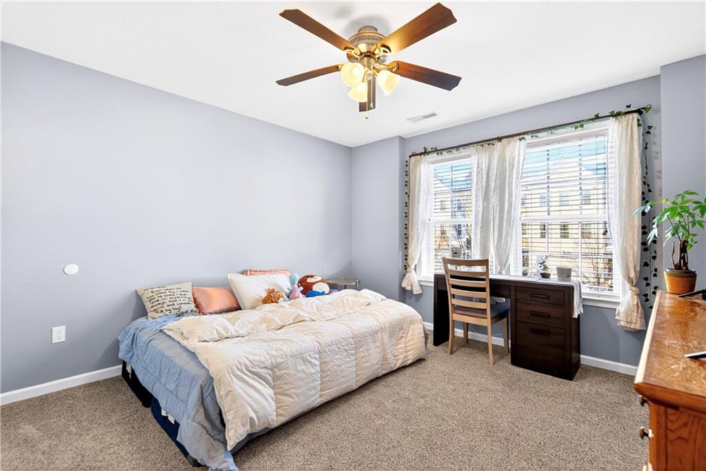 2 Roosevelt Drive McKees Rocks, PA 15136 - Photo 23 of 43