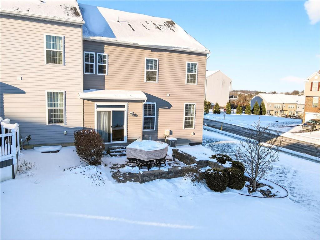 2 Roosevelt Drive McKees Rocks, PA 15136 - Photo 37 of 43