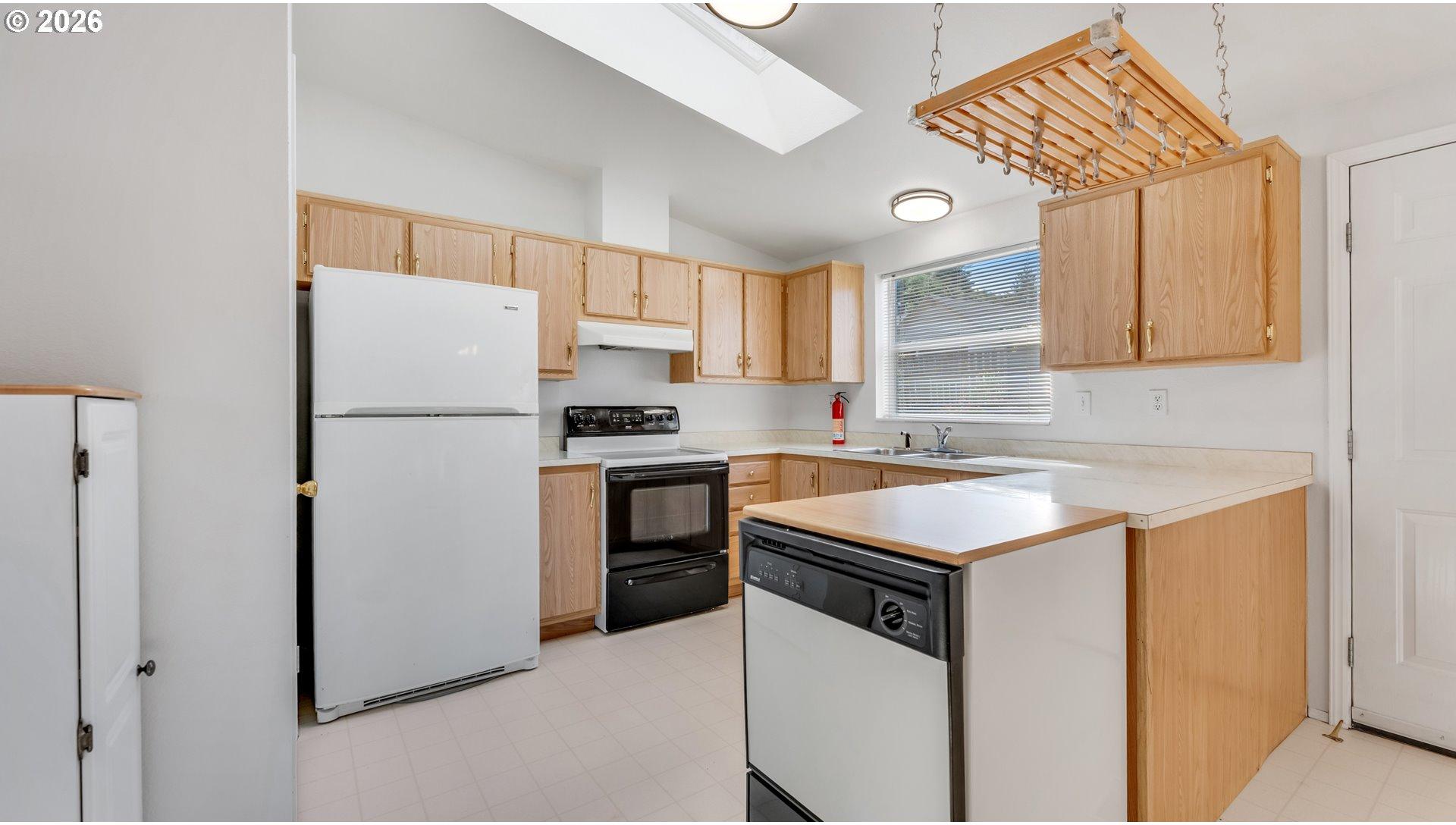 875 York Street Reedsport, OR 97467 - Photo 12 of 39 Gallery Image 12