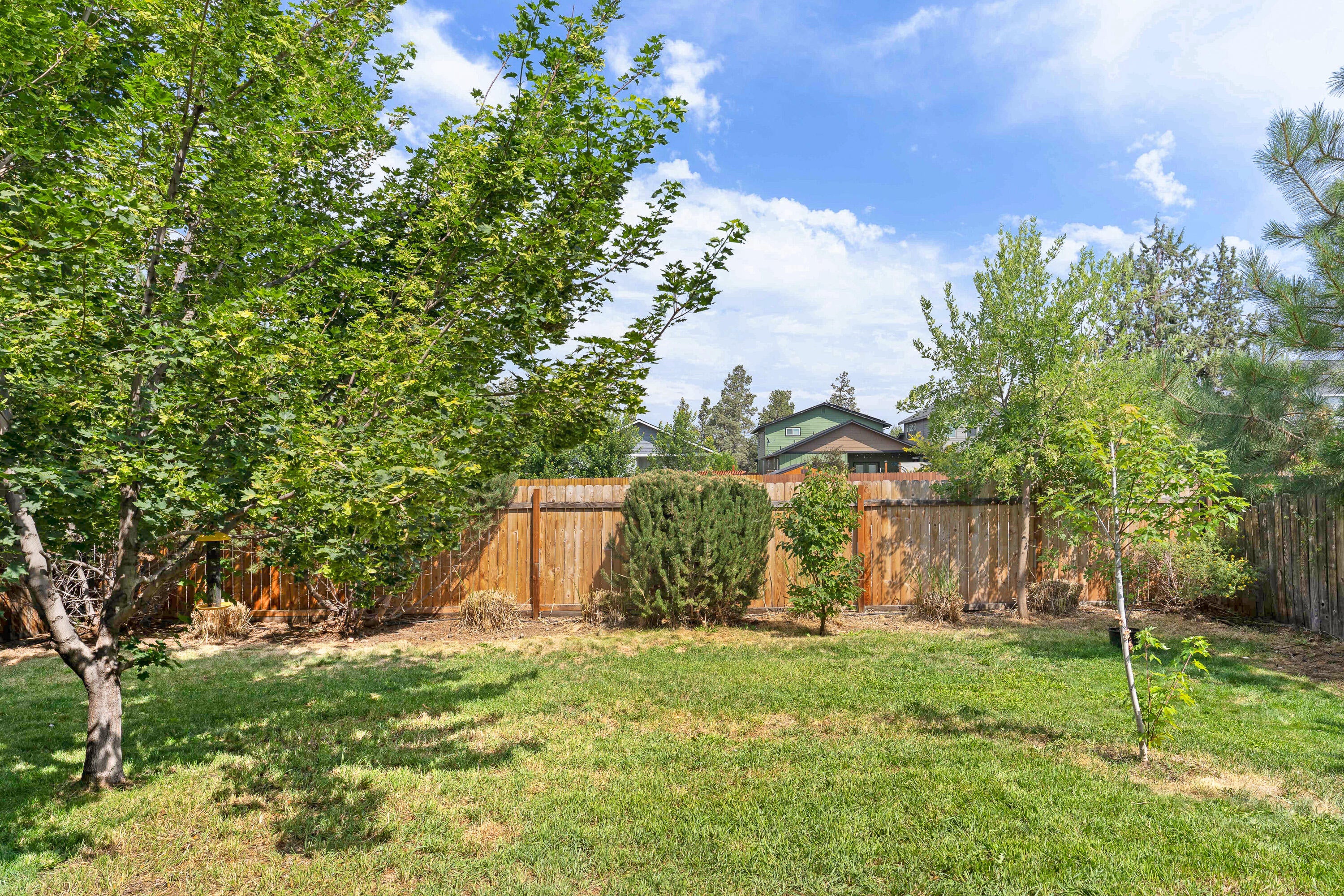 1351 Southwest 27th Street Redmond, OR 97756 - Photo 22 of 24 DSC08989-2