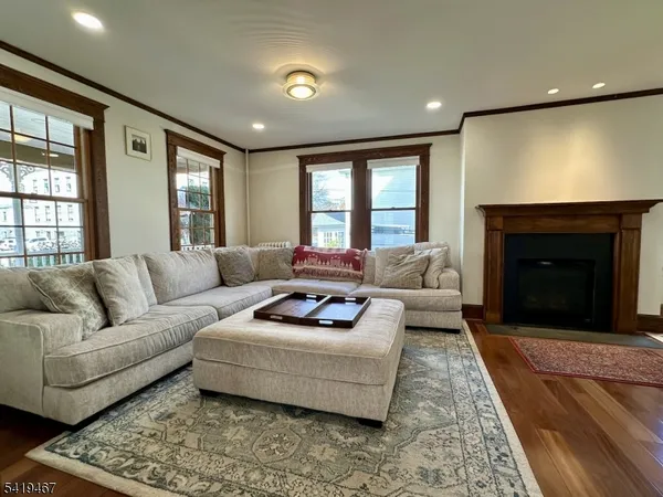 $7,900 | 12 Maple Avenue, Madison, NJ 07940