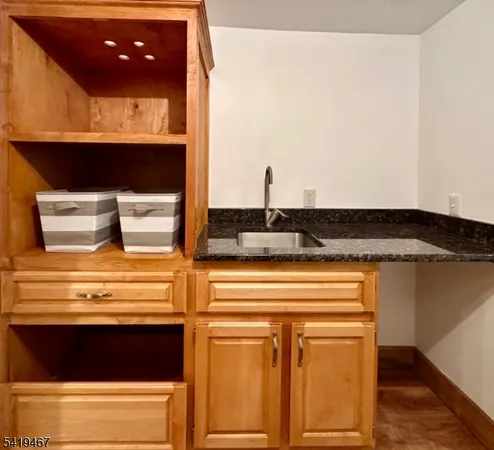 $7,900 | 12 Maple Avenue, Madison, NJ 07940