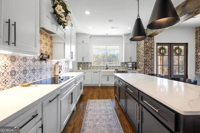 a bed room with a bed and a dresser