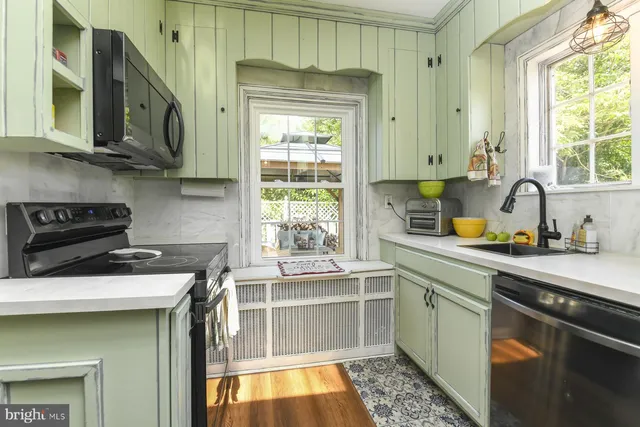 $750,000 | 29 East Main Street, Newark, DE 19702