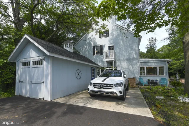 $750,000 | 29 East Main Street, Newark, DE 19702