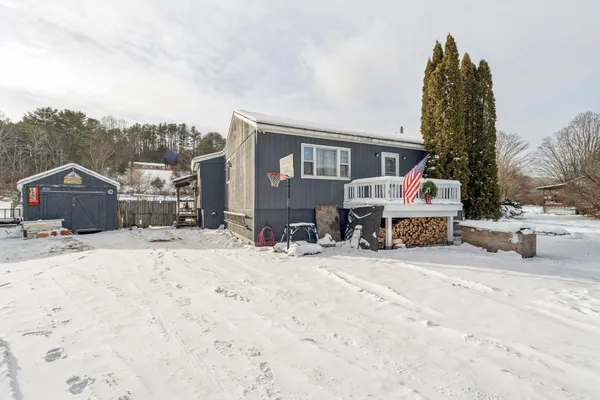 $349,000 | 724 South Windsor Street, Royalton, VT 05068