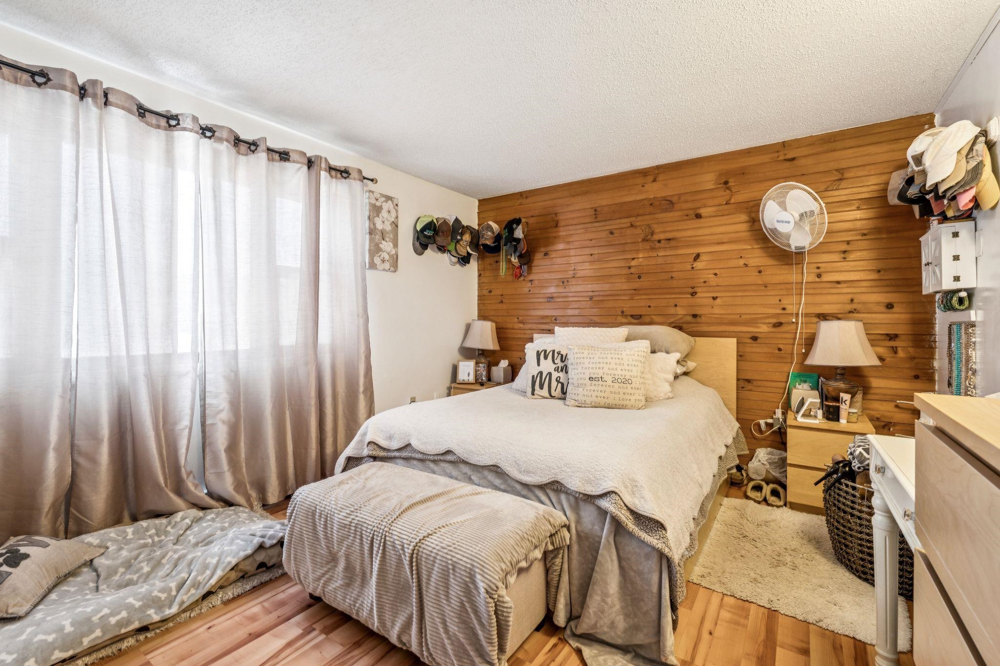 724 South Windsor Street Royalton, VT 05068 - Photo 13 of 25