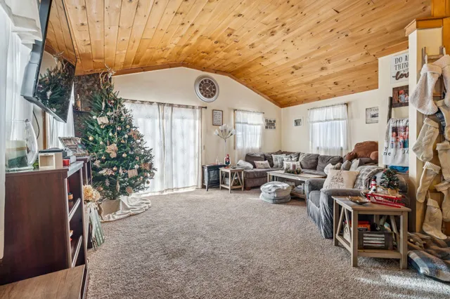 $349,000 | 724 South Windsor Street, Royalton, VT 05068