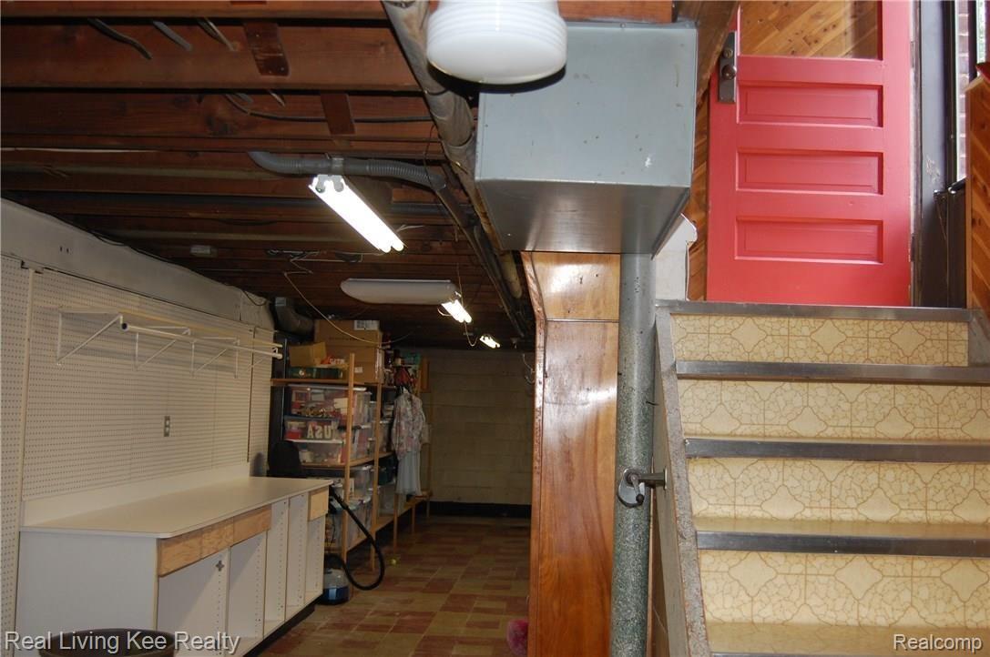 14436 Inkster Road Redford, MI 48239 - Photo 24 of 45 DSC_0430.JPG