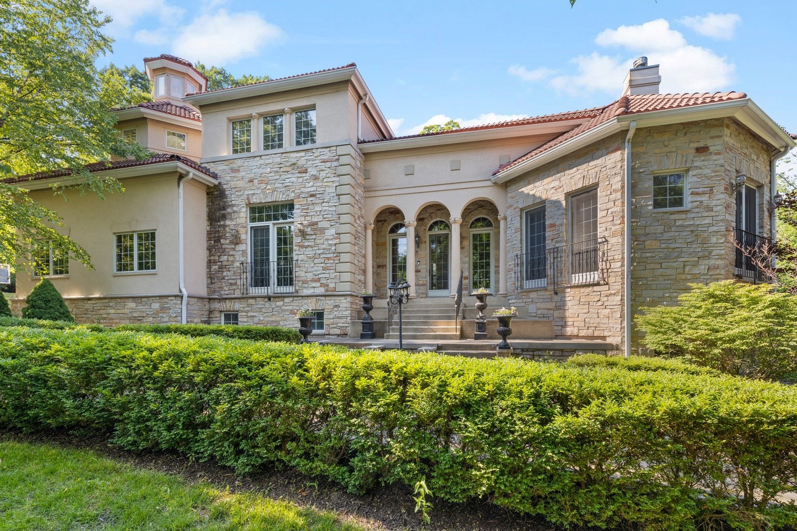 3420 Adams Road Oak Brook, IL 60523 - Photo 1 of 44