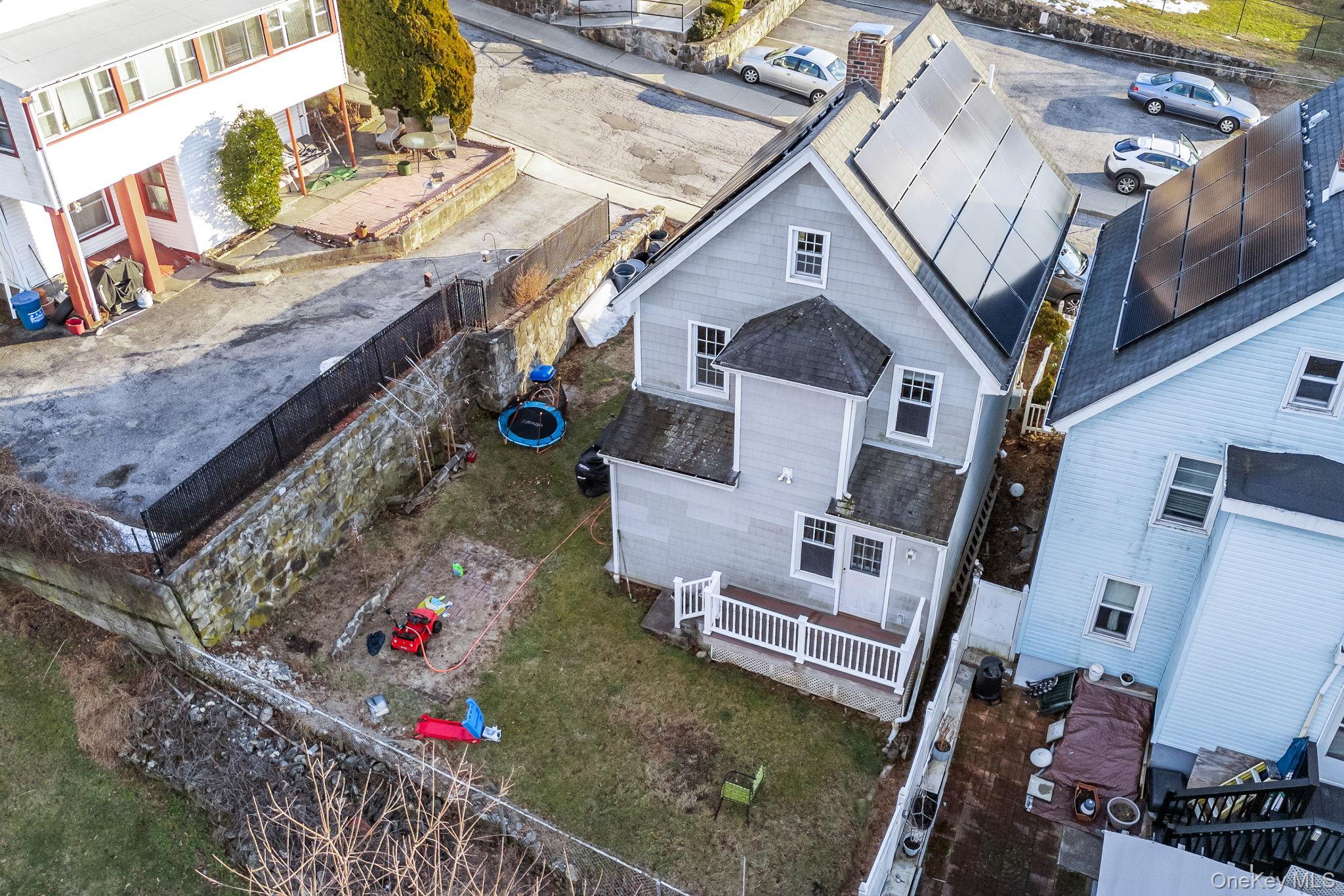 983 Warren Avenue Peekskill, NY 10566 - Photo 19 of 30 Aerial View – Rear Yard / Back Yard