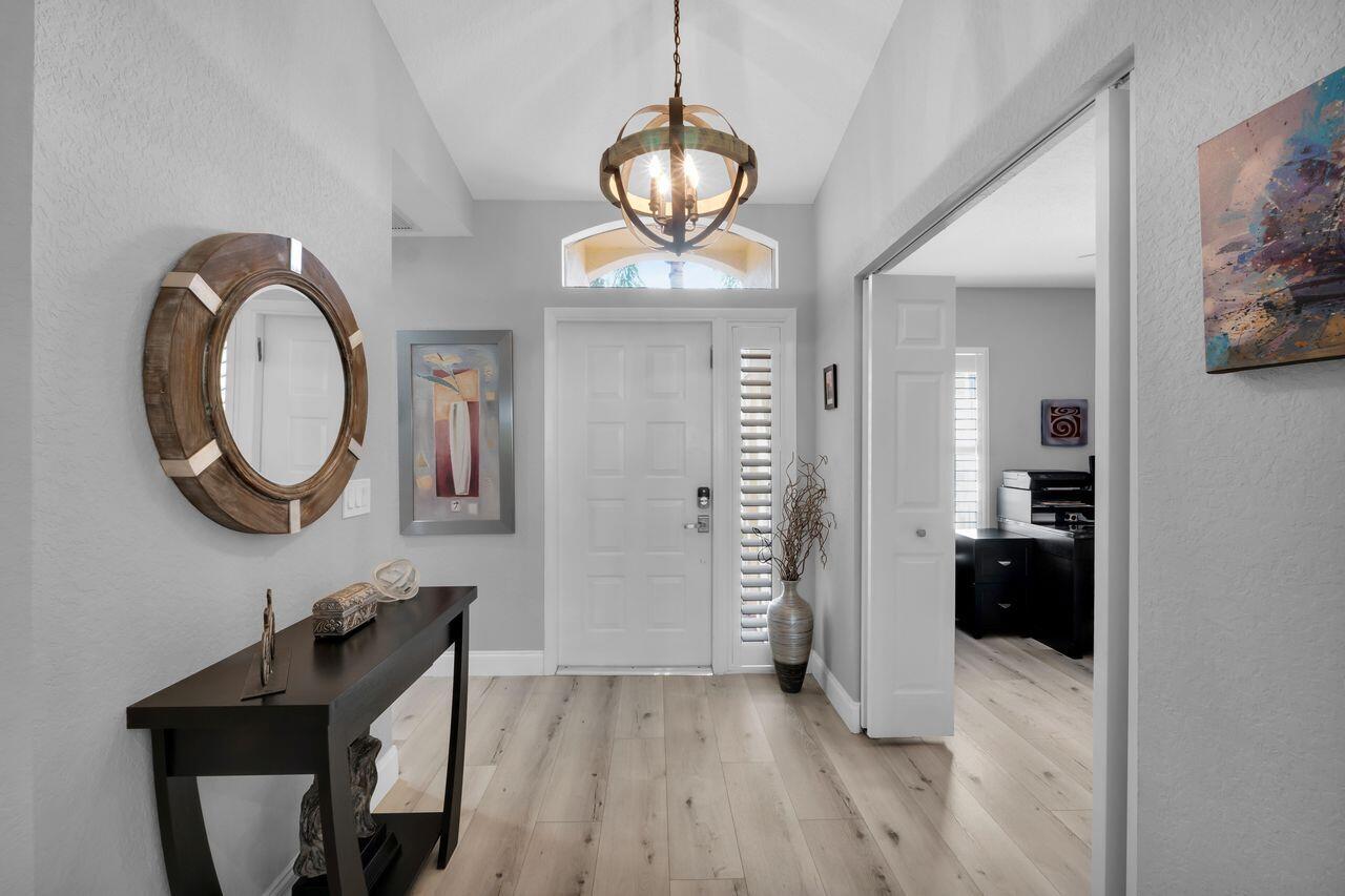 17215 Boca Club Boulevard, Unit 1 Boca Raton, FL 33487 - Photo 28 of 46 Foyer