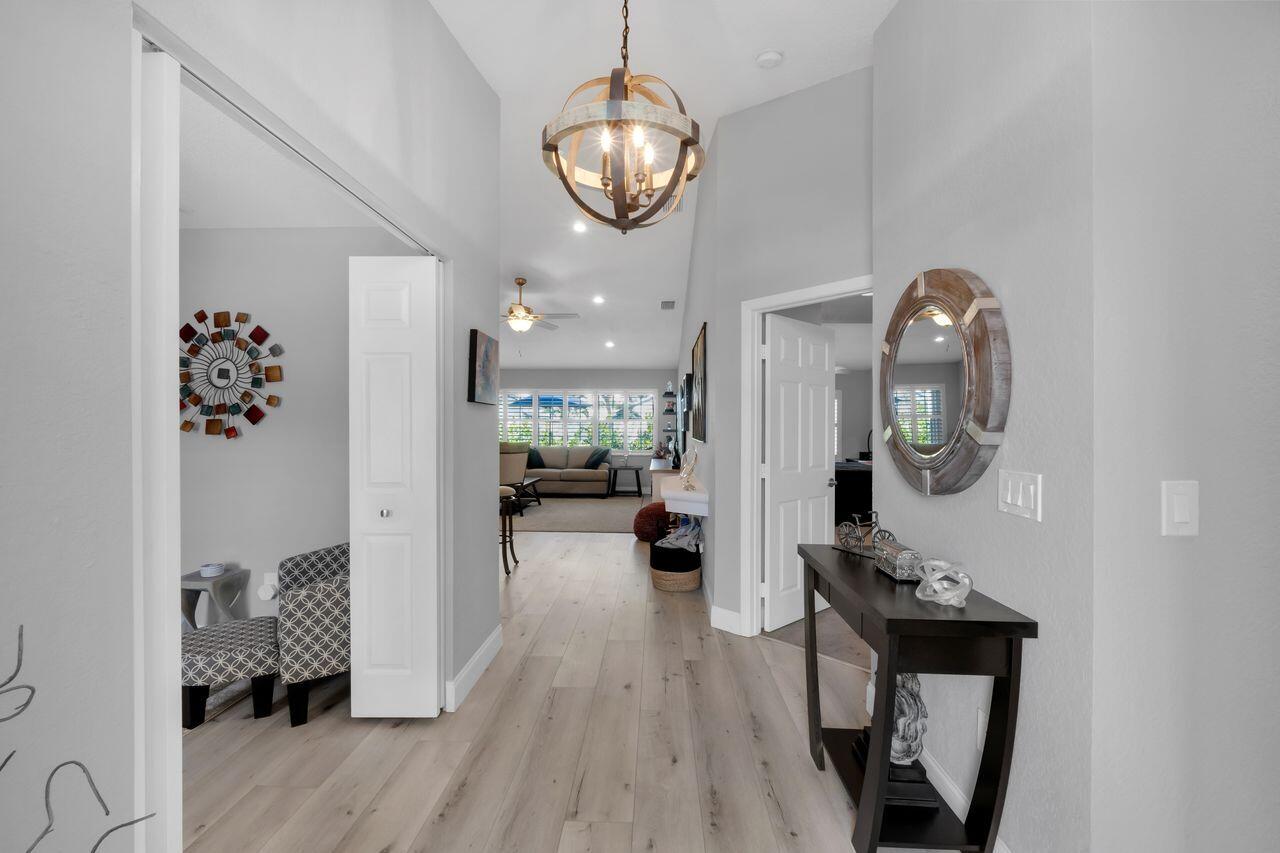 17215 Boca Club Boulevard, Unit 1 Boca Raton, FL 33487 - Photo 9 of 46 Foyer