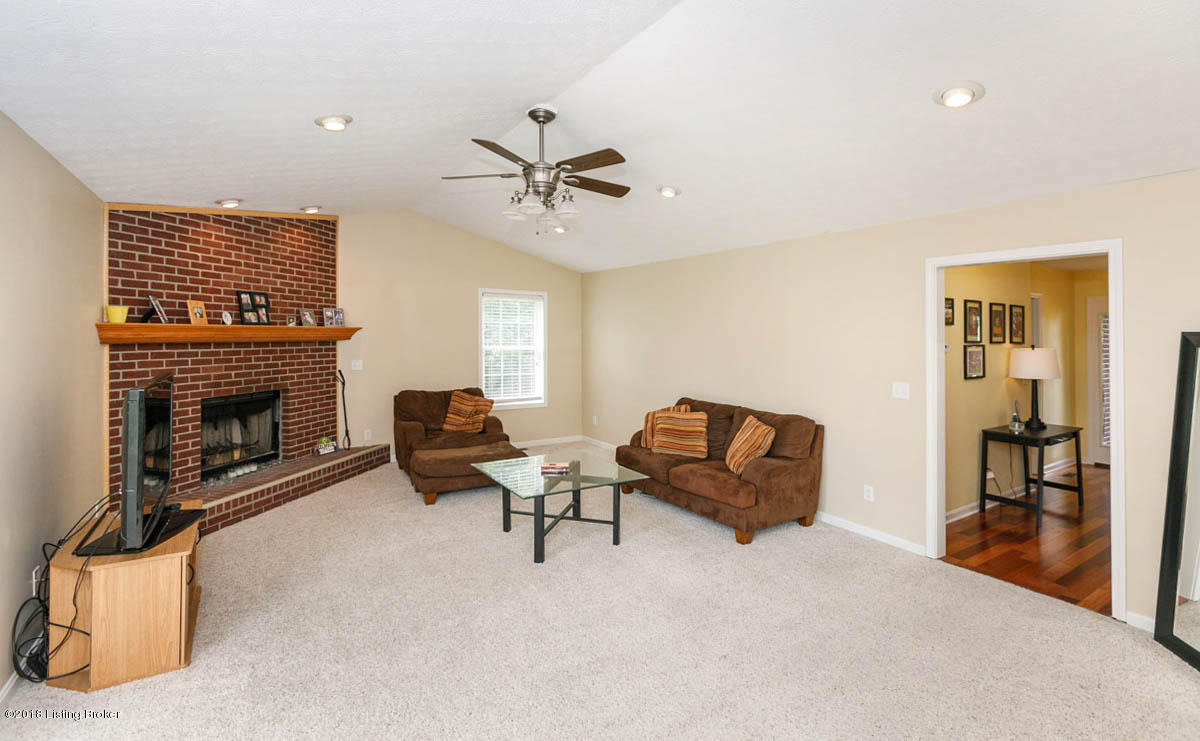 535 Ridgeview Drive Shepherdsville, KY 40165 - Photo 7 of 35 018