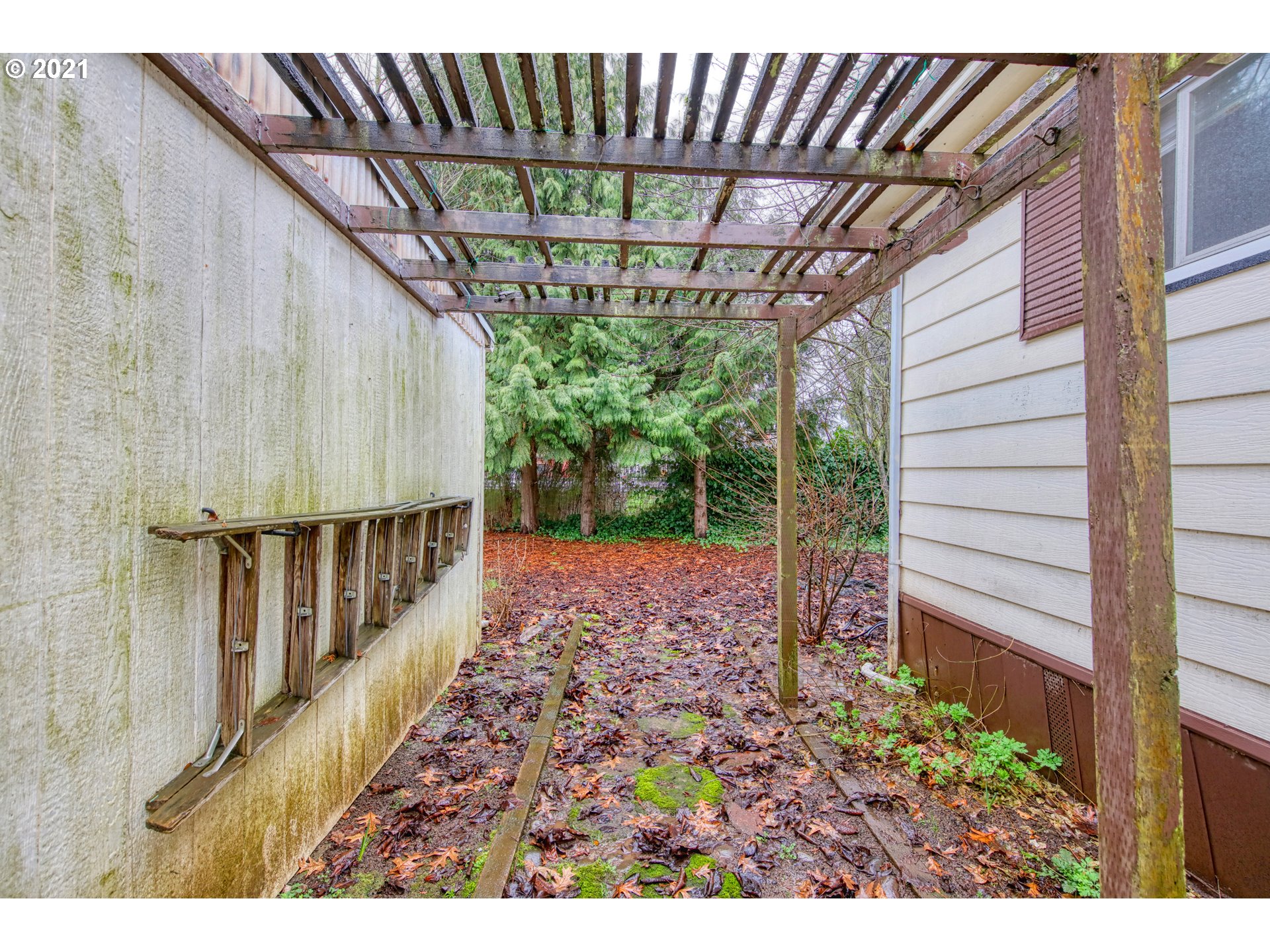 3530 Game Farm Road, Unit 46 Springfield, OR 97477 - Photo 31 of 32
