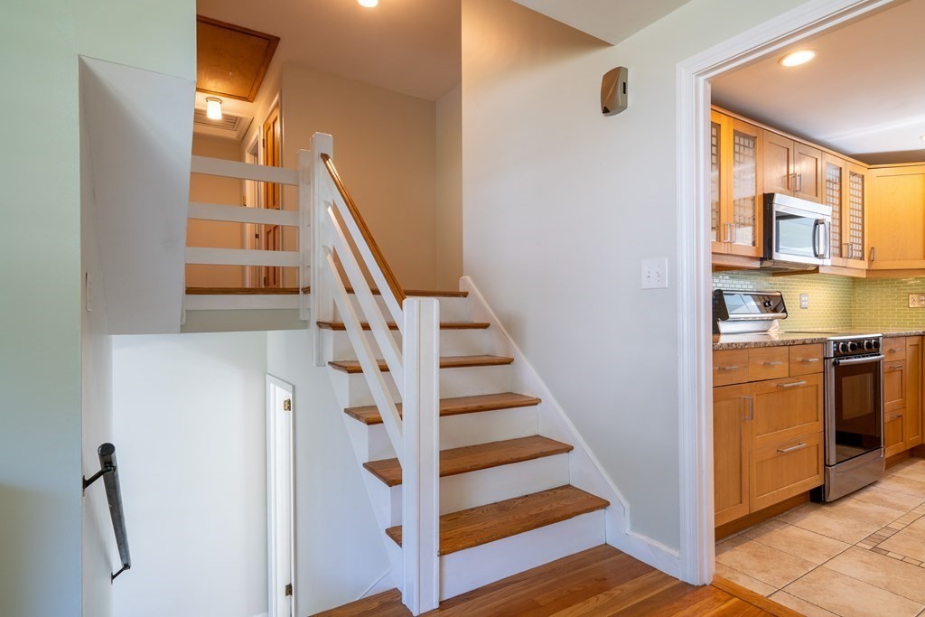 37 Tyler Road Lexington, MA 02420 - Photo 17 of 29 Gallery Image 17