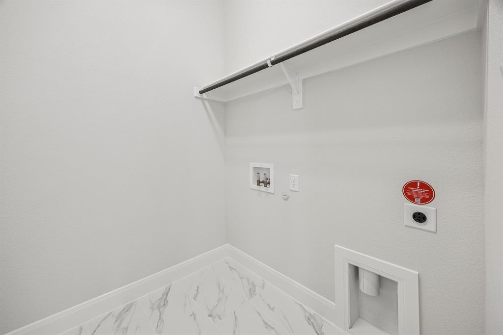 2065 Spotted Fawn Drive Arlington, TX 76005 - Photo 20 of 27 a view of an empty room