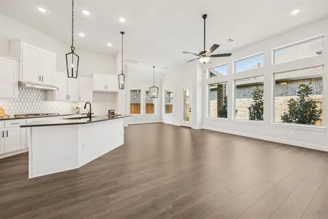 $479,990 | 2065 Spotted Fawn Drive, Arlington, TX 76005