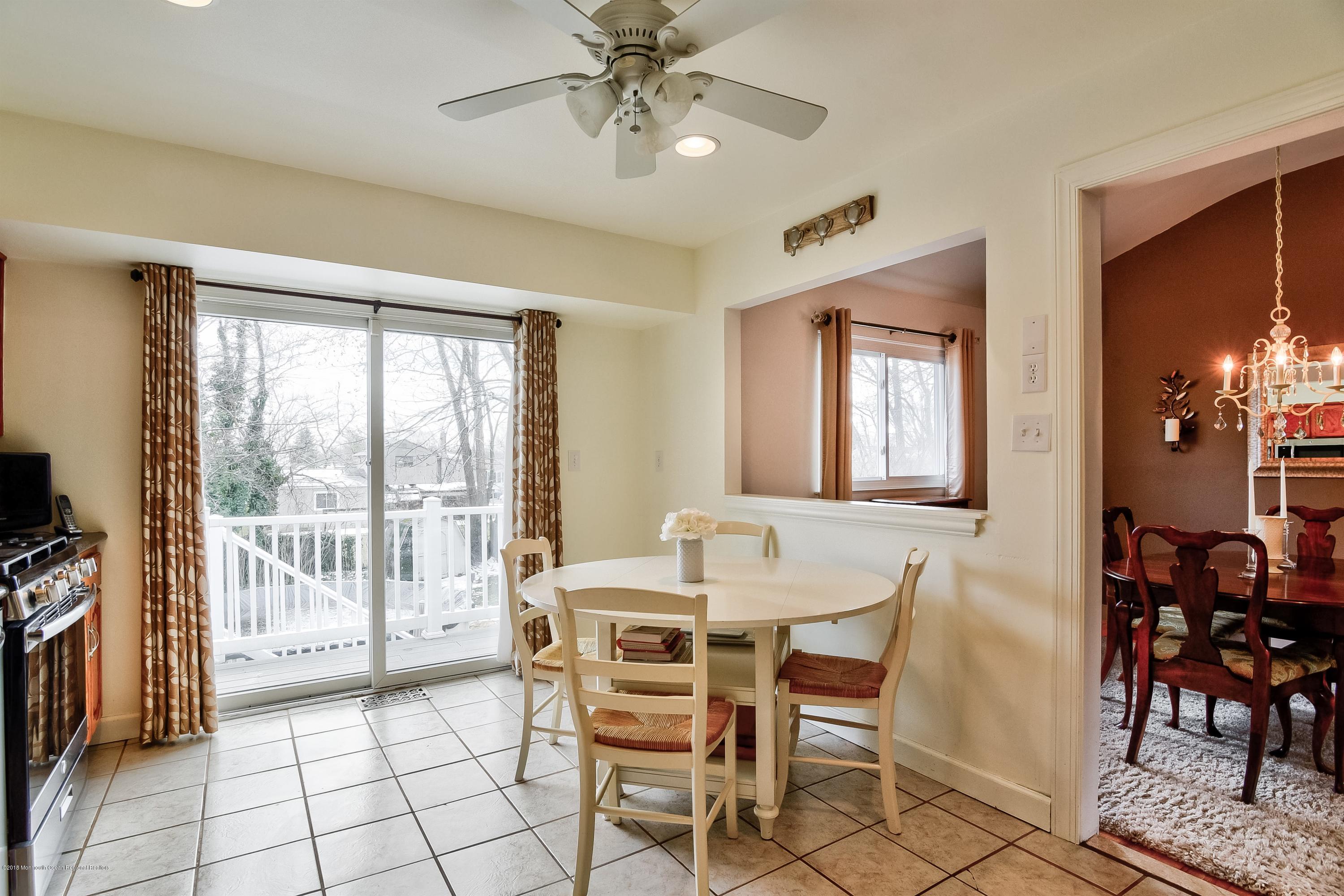 28 Willow Brook Road Freehold, NJ 07728 - Photo 11 of 28 017_Kitchen