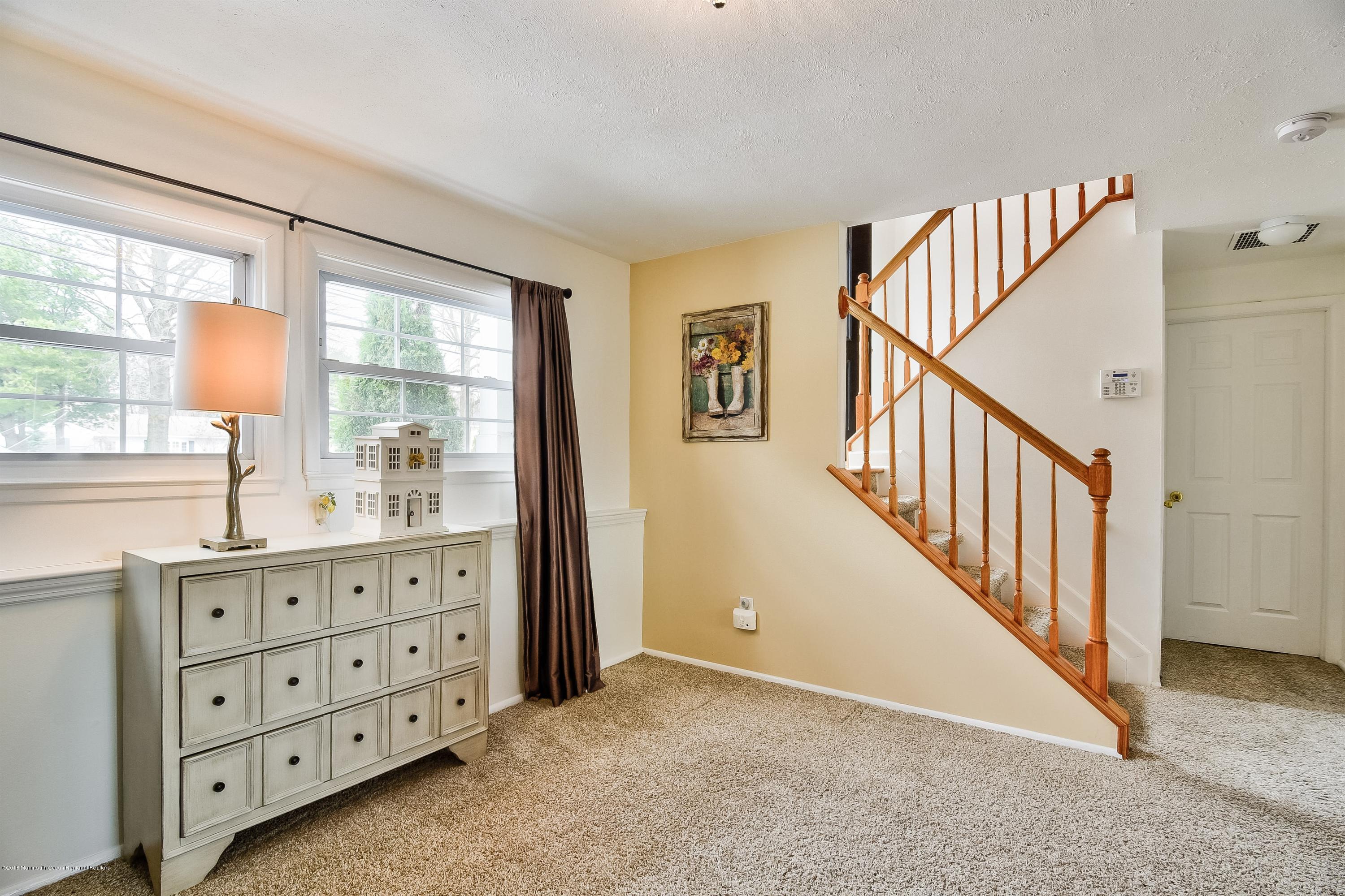 28 Willow Brook Road Freehold, NJ 07728 - Photo 13 of 28 004_Family Room