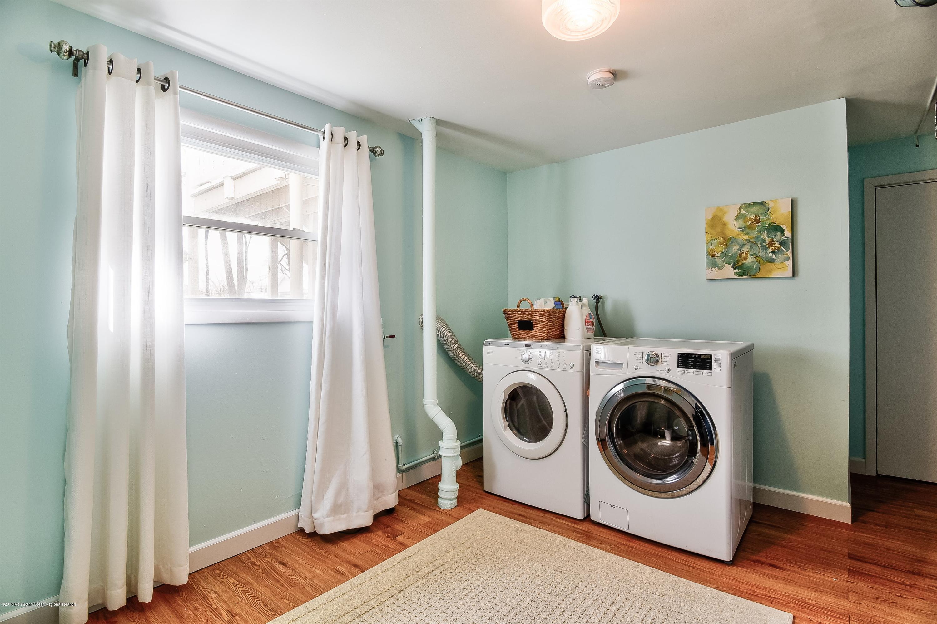 28 Willow Brook Road Freehold, NJ 07728 - Photo 17 of 28 008_Laundry Room