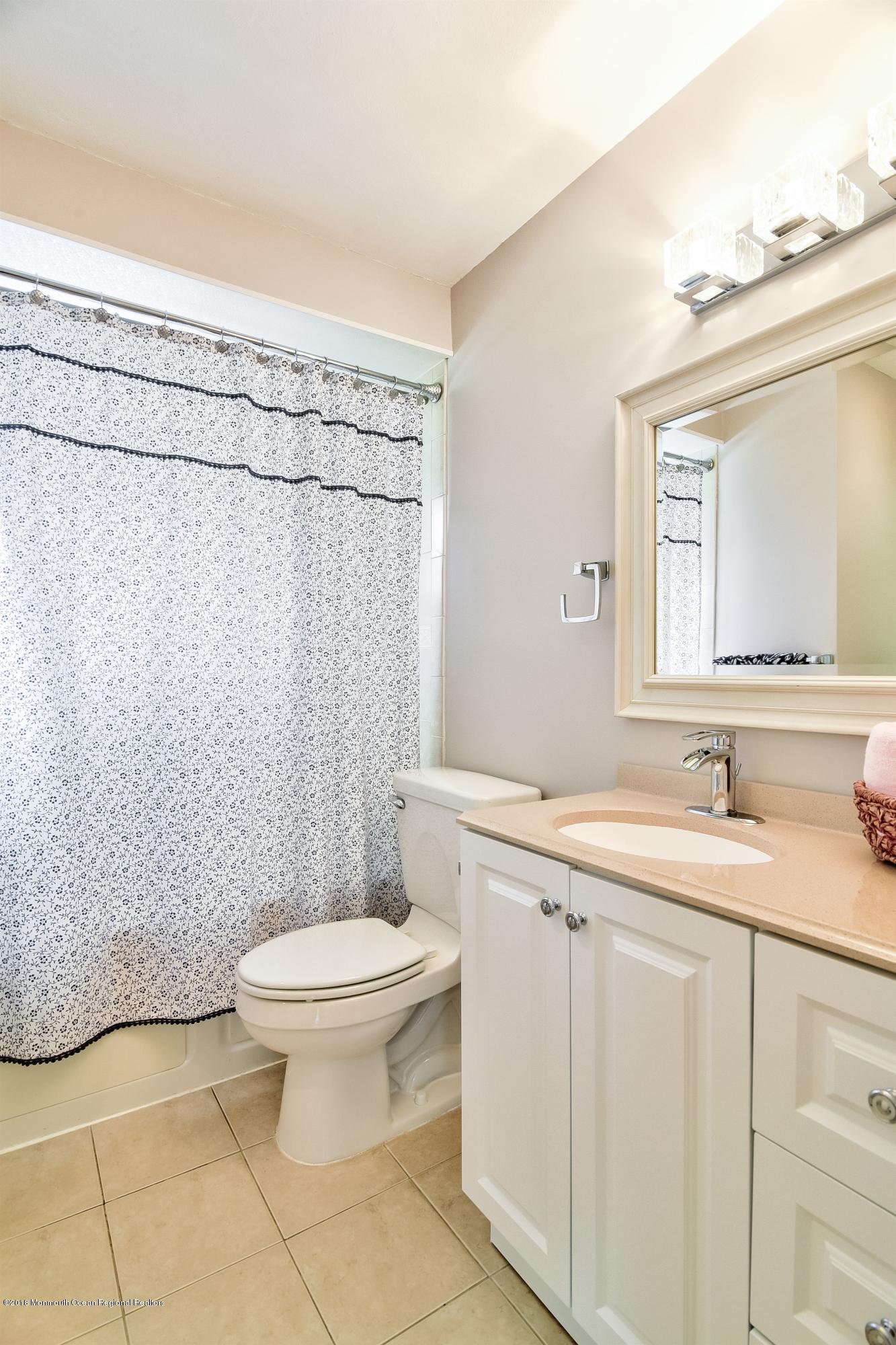 28 Willow Brook Road Freehold, NJ 07728 - Photo 19 of 28 019_Bathroom