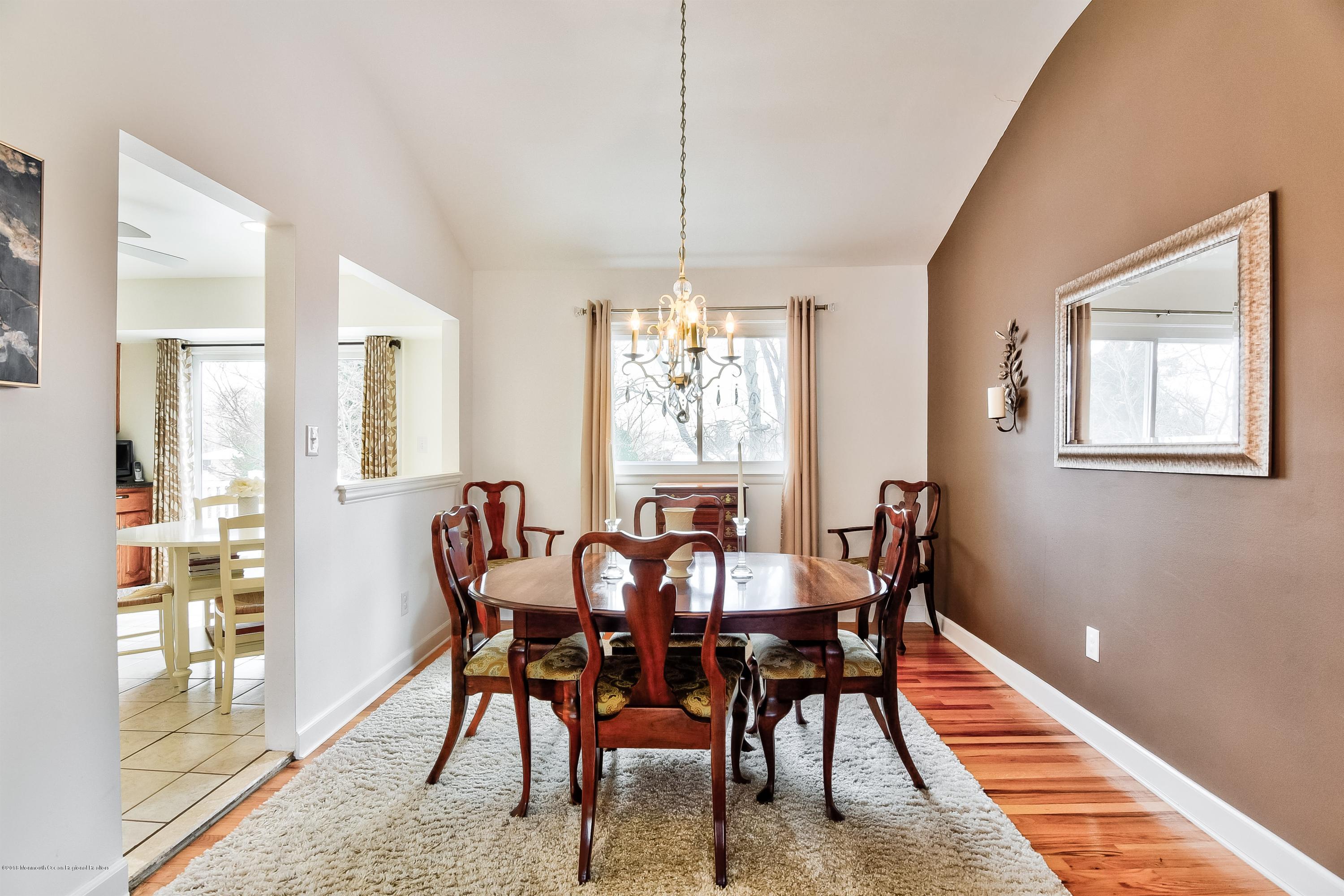 013_Dining Room