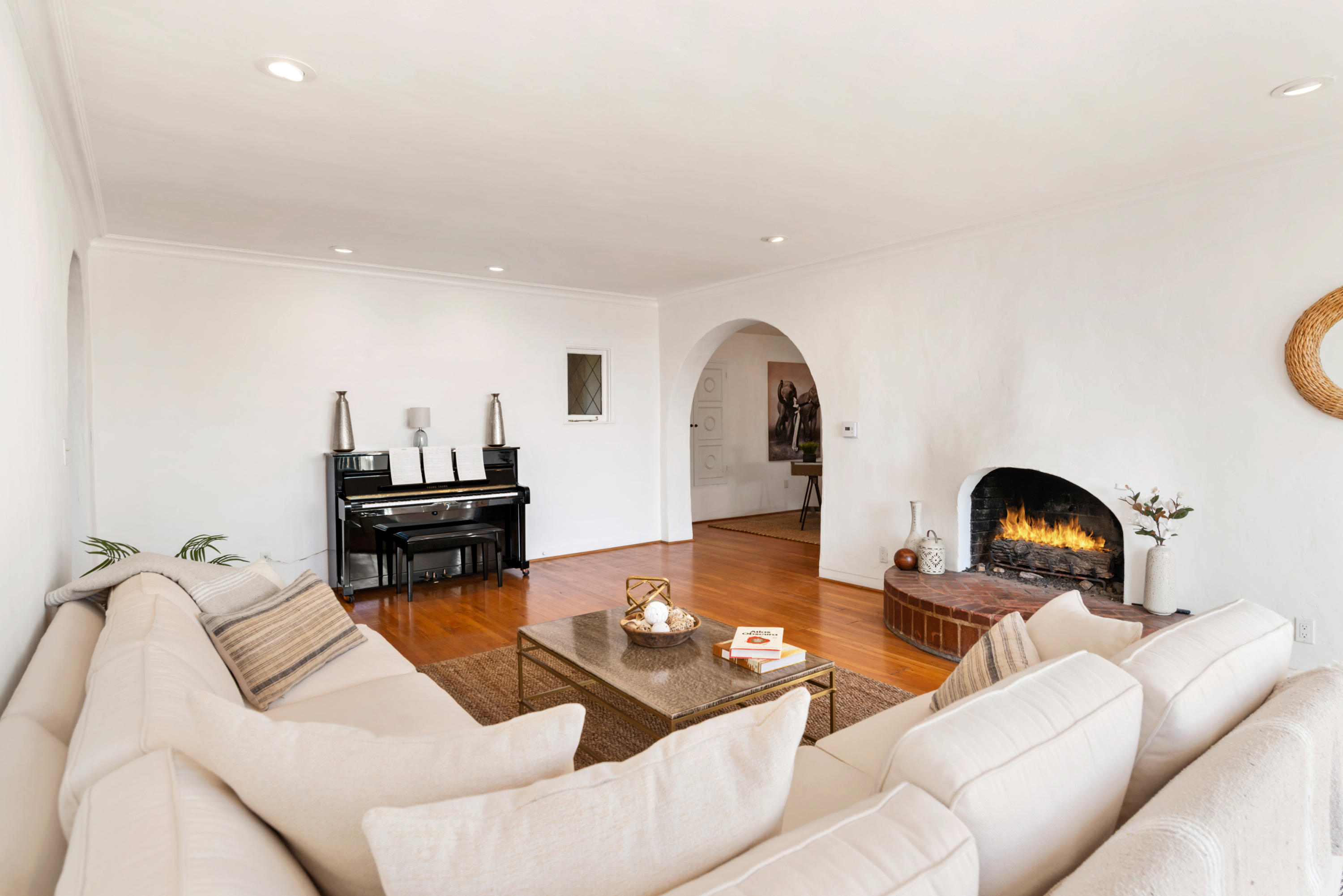 857 Cheltenham Road Santa Barbara, CA 93105 - Photo 12 of 31 857ChelthamRd_HiRes_013