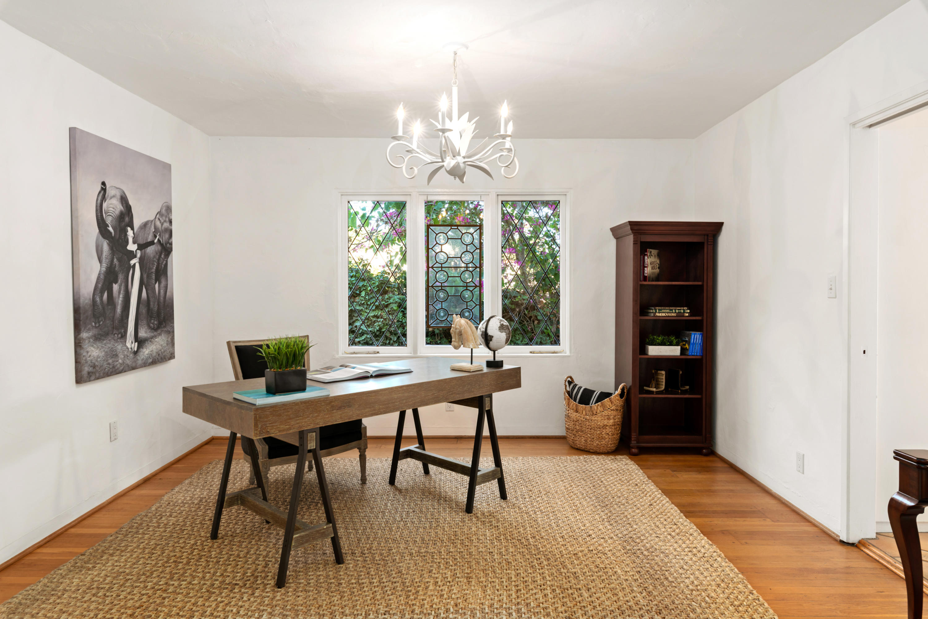857 Cheltenham Road Santa Barbara, CA 93105 - Photo 13 of 31 857ChelthamRd_HiRes_014