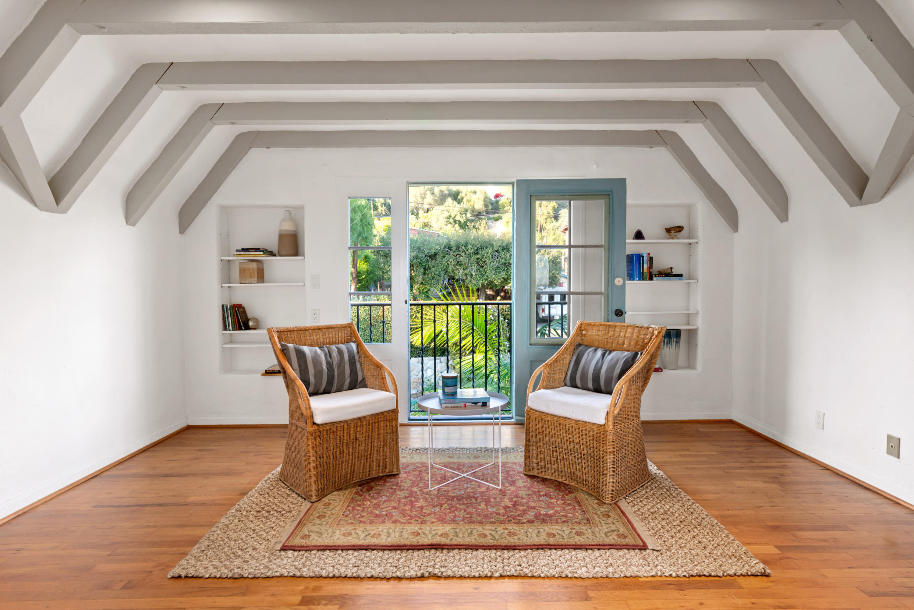 857 Cheltenham Road Santa Barbara, CA 93105 - Photo 26 of 31 857ChelthamRd_HiRes_031