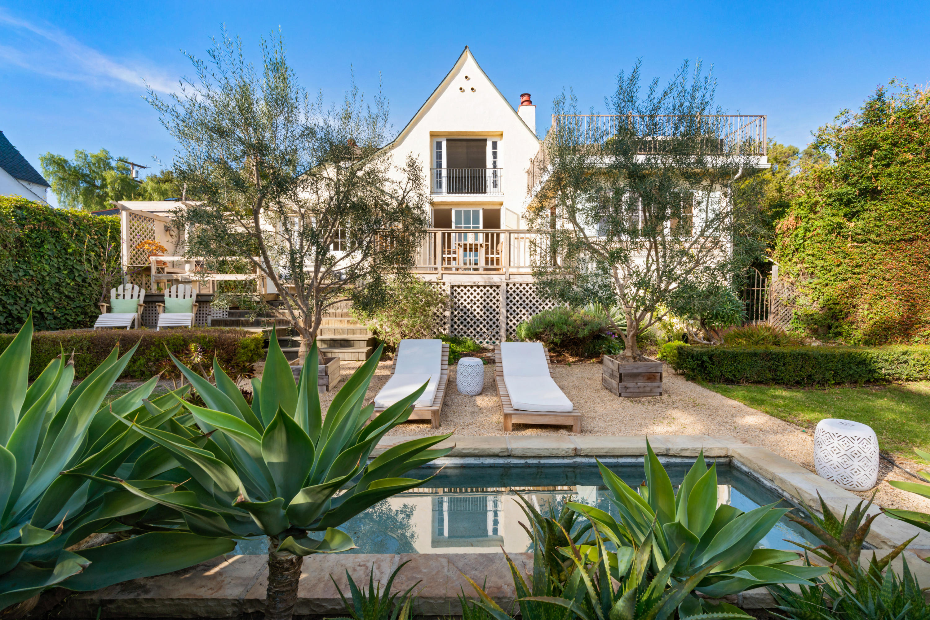 857 Cheltenham Road Santa Barbara, CA 93105 - Photo 9 of 31 857ChelthamRd_HiRes_052