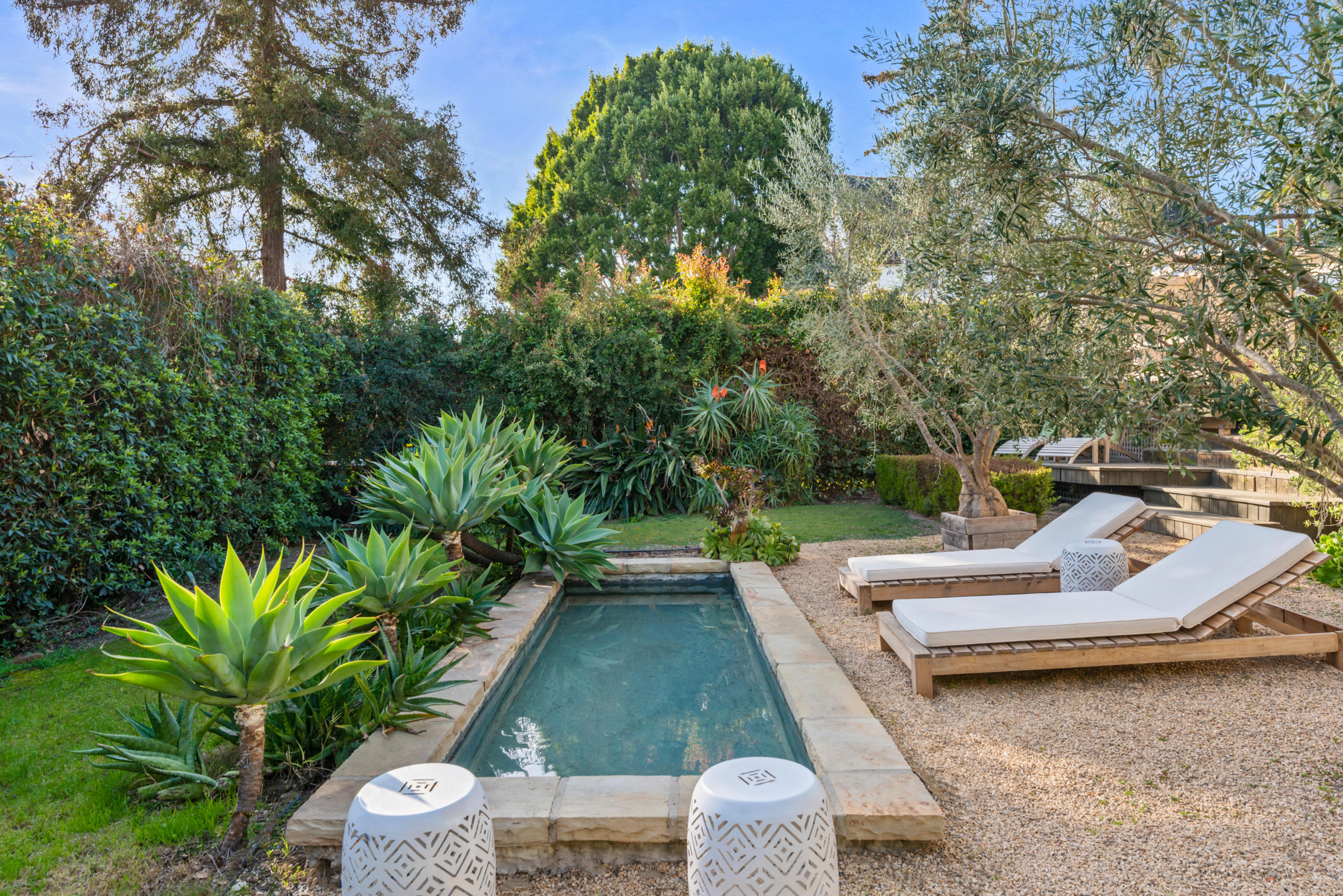 857 Cheltenham Road Santa Barbara, CA 93105 - Photo 10 of 31 857ChelthamRd_HiRes_051