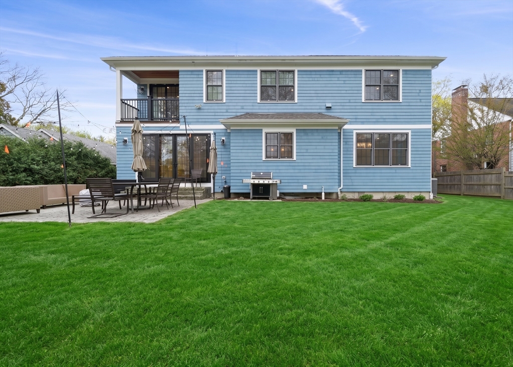 11 Woodhaven Road Newton, MA 02468 - Photo 38 of 42