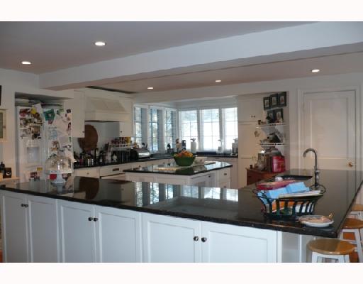 7 Stillman Road North Kingstown, RI 02874 - Photo 3 of 8 Kitchen.