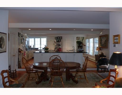 7 Stillman Road North Kingstown, RI 02874 - Photo 4 of 8 Dining Room.