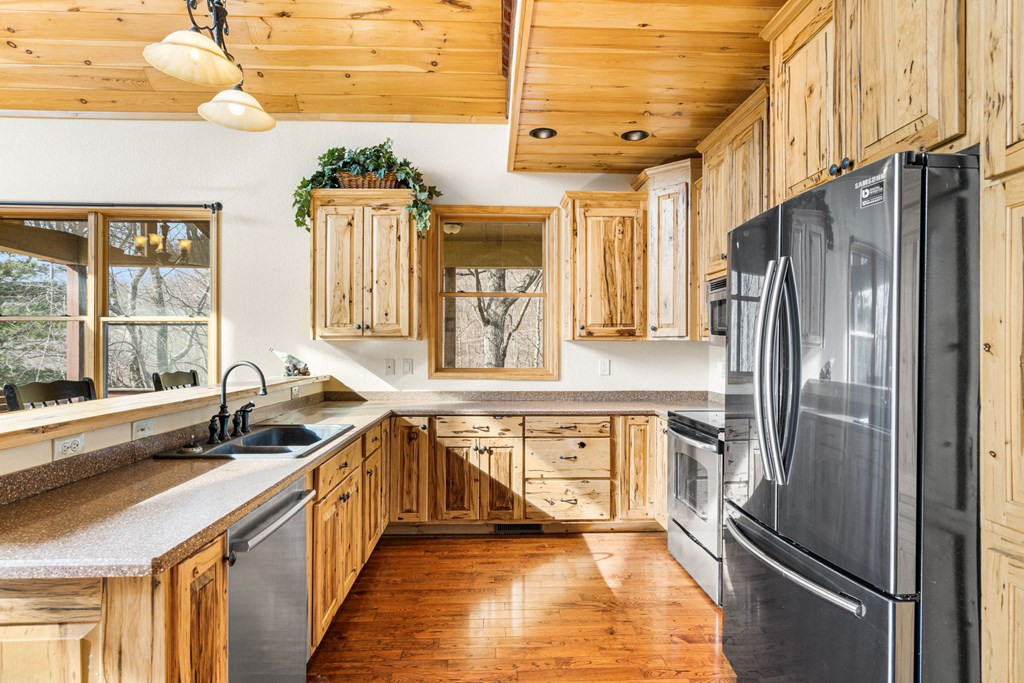 235 Oak Rdg Estate Murphy, NC 28906 - Photo 23 of 64