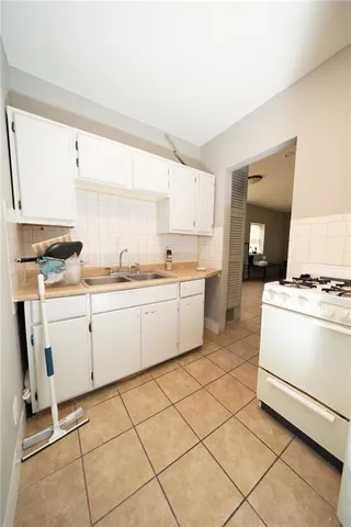 $699,999 | 1316 Admiral Boulevard, Kansas City, MO 64106