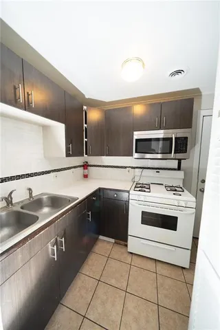 $699,999 | 1316 Admiral Boulevard, Kansas City, MO 64106