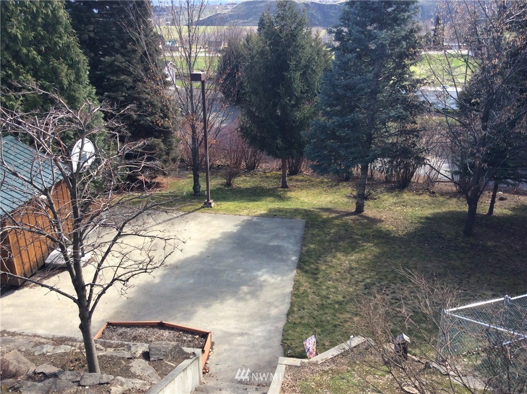 816 Beacon Road Wenatchee, WA 98801 - Photo 22 of 24 Gallery Image 22