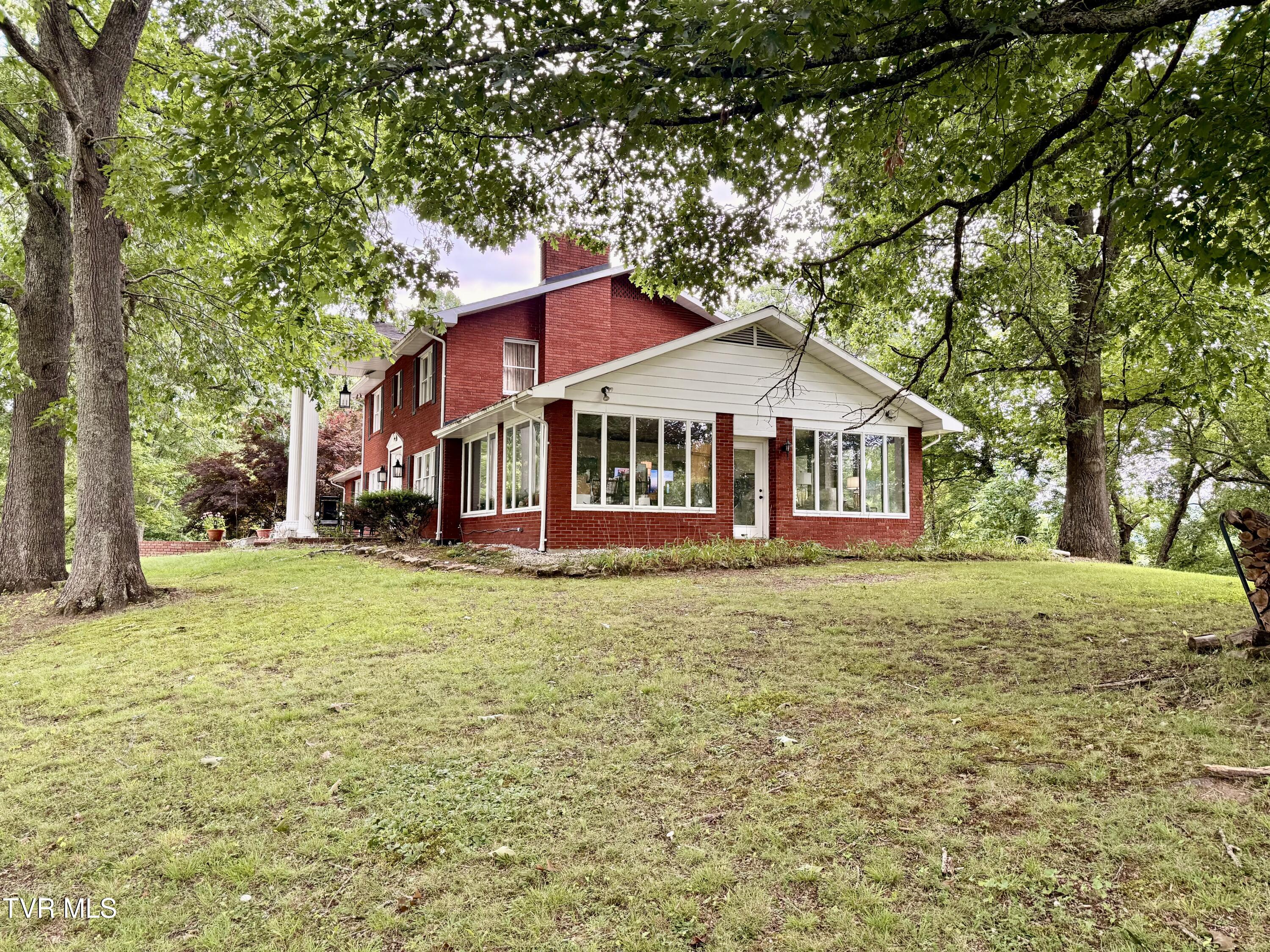 11516 Frederick Road Coeburn, VA 24230 - Photo 3 of 85 IMG_2611
