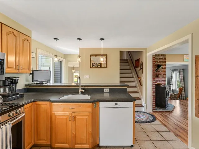 $625,000 | 771 Robinson Road, Ferrisburgh, VT 05456