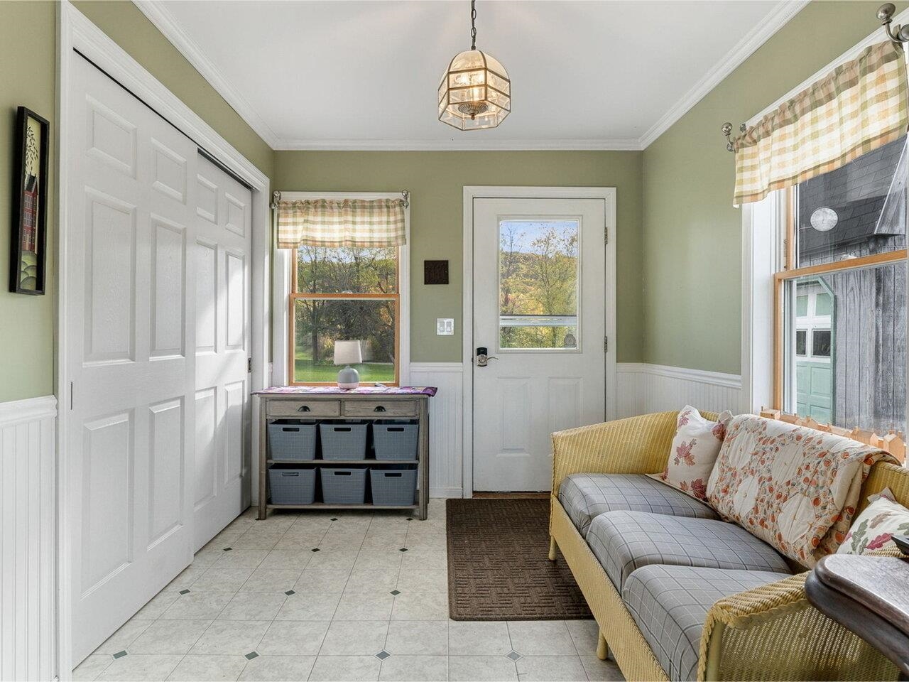 771 Robinson Road Ferrisburgh, VT 05456 - Photo 2 of 59