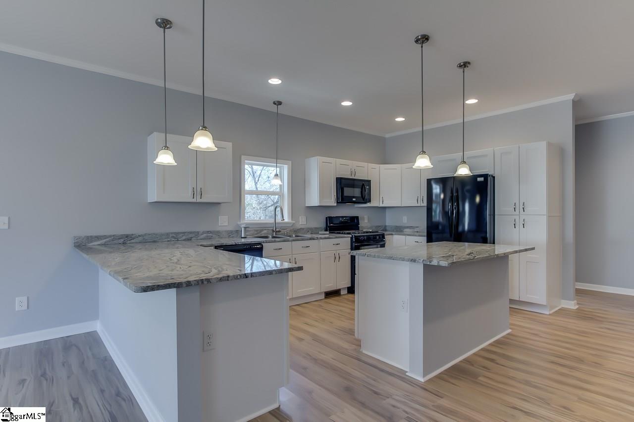 205 Highland Road Easley, SC 29640 - Photo 11 of 36