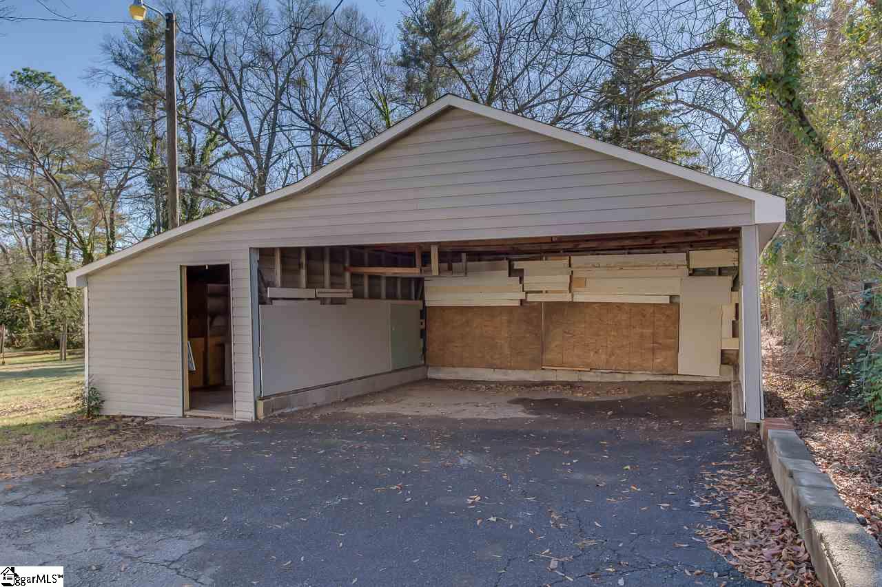 205 Highland Road Easley, SC 29640 - Photo 33 of 36