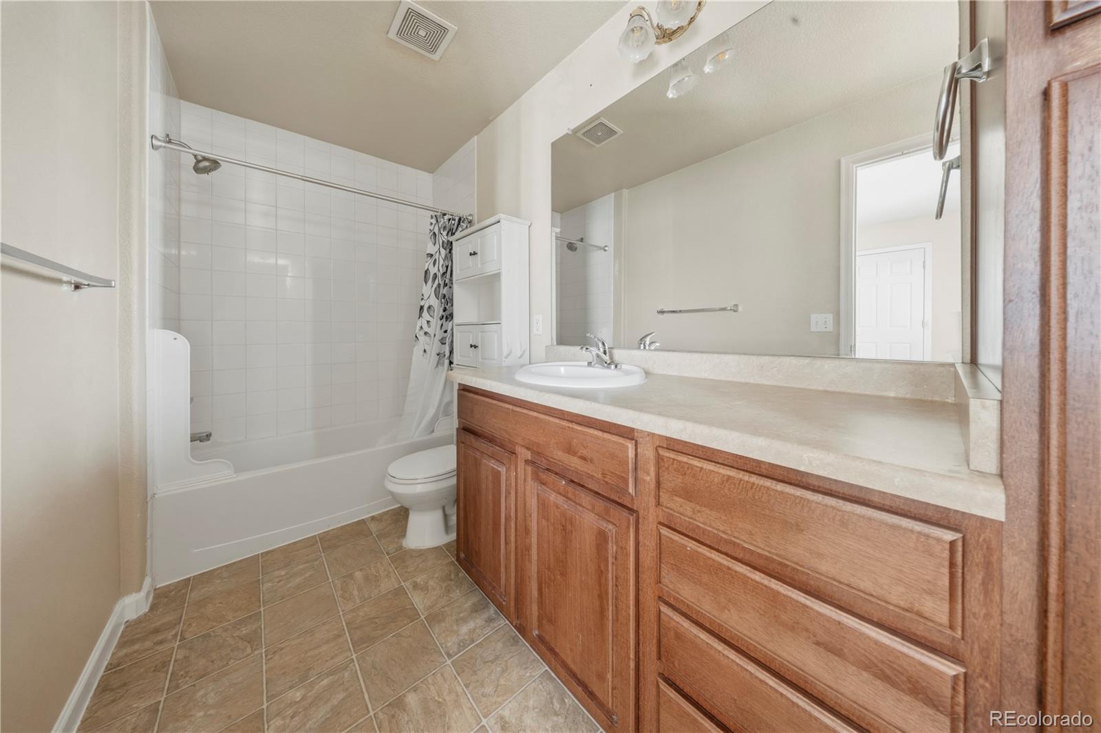 8751 Pearl Street, Unit R4 Denver, CO 80229 - Photo 10 of 20