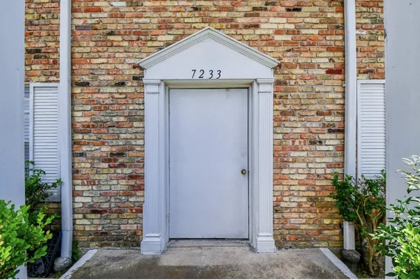 $1,595 | 7233 Beechnut Street, Unit A, Houston, TX 77074