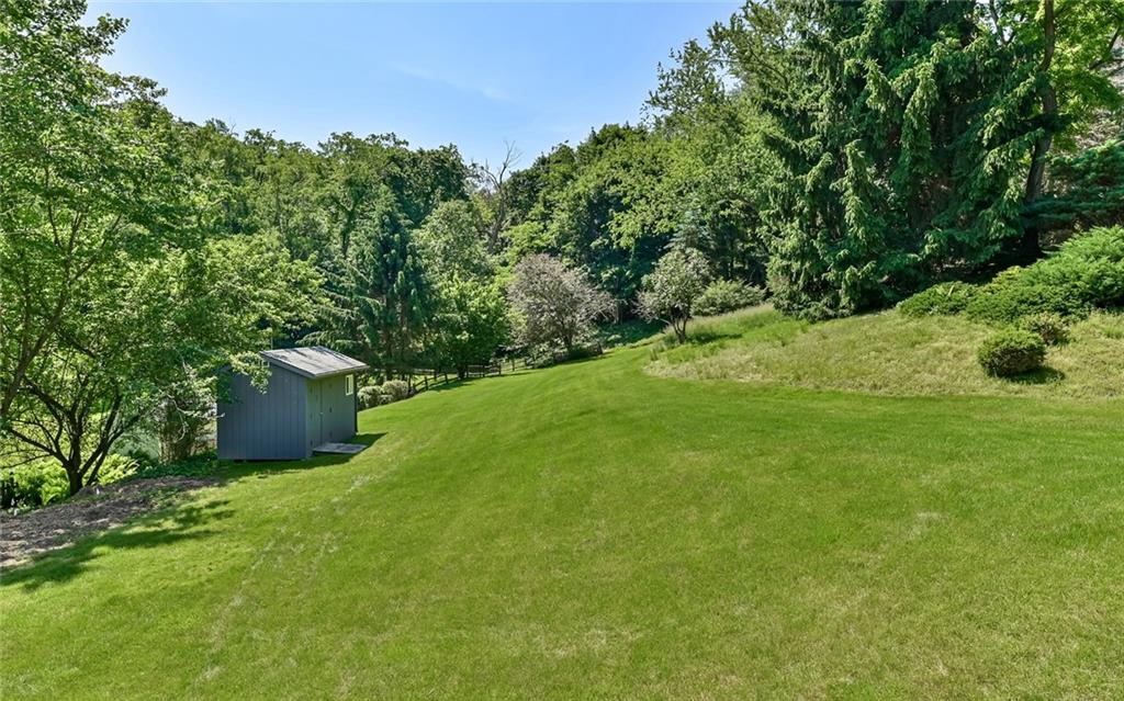 2371 Oakview Drive Pittsburgh, PA 15237 - Photo 25 of 25 a view of a outdoor space and a yard